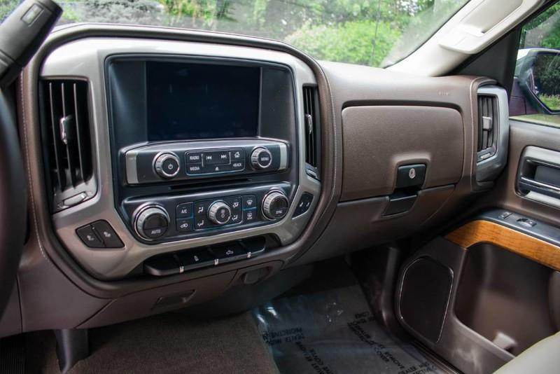 Used-2016-Chevrolet-Silverado-1500-LTZ-4x4-NAVIGATION