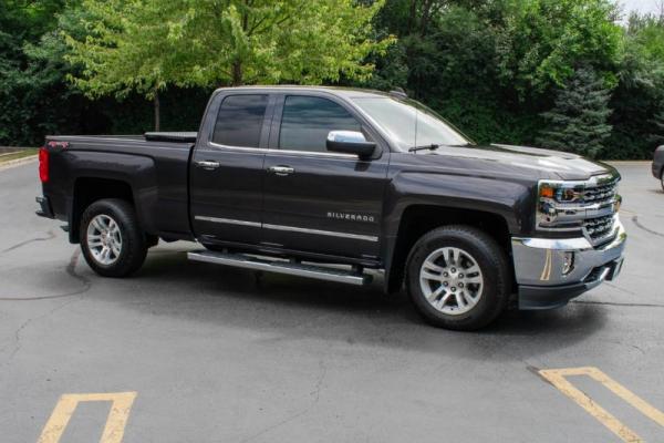 Used 2016 Chevrolet Silverado 1500 LTZ 4x4 *NAVIGATION* for sale Sold at Chicago Motor Cars in West Chicago IL 60185 5