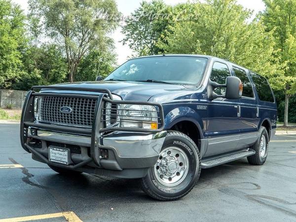 Used 2004 Ford Excursion XLT for sale Sold at Chicago Motor Cars in West Chicago IL 60185 2
