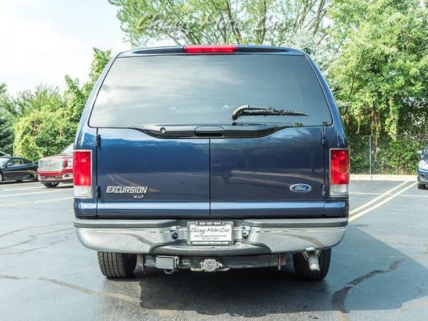 Used 2004 Ford Excursion XLT for sale Sold at Chicago Motor Cars in West Chicago IL 60185 6