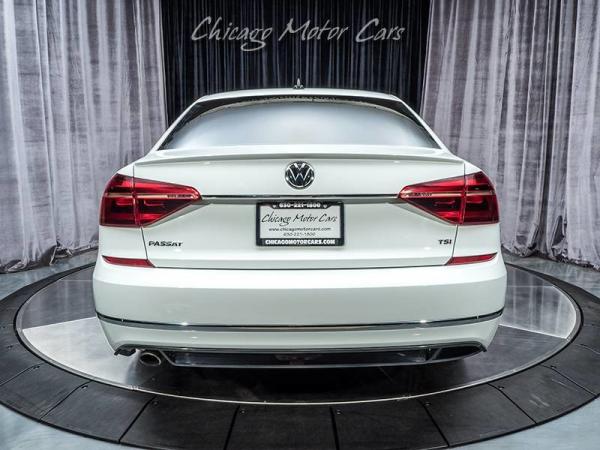 Used 2017 Volkswagen Passat R-Line w/Comfort Pkg for sale Sold at Chicago Motor Cars in West Chicago IL 60185 4
