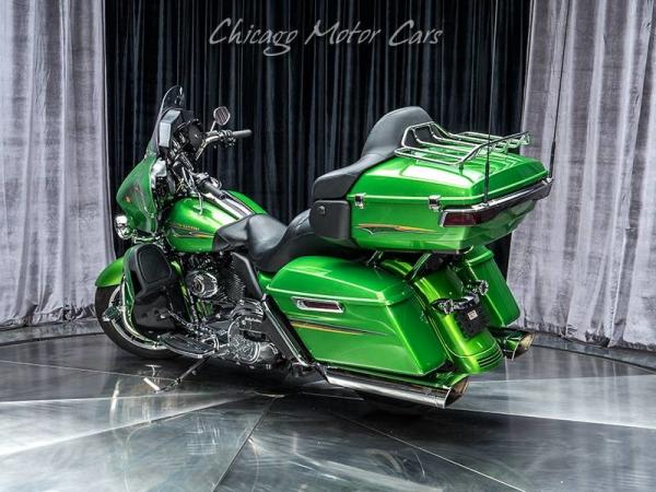 Used 2015 Harley Davidson FLHTK ULTRA Limited for sale Sold at Chicago Motor Cars in West Chicago IL 60185 5