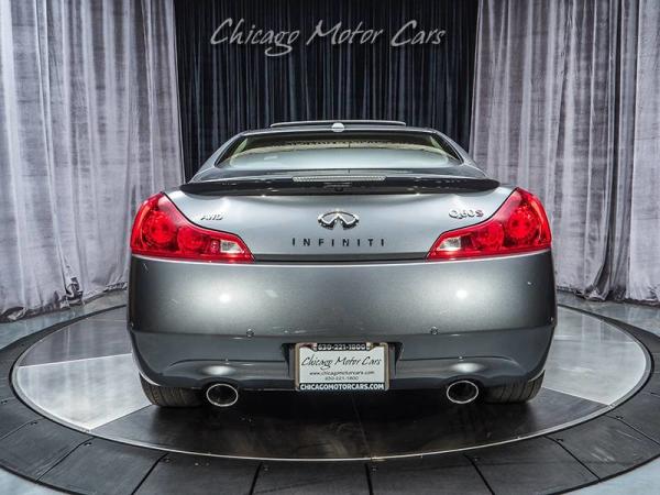 Used 2015 INFINITI Q60 Coupe for sale Sold at Chicago Motor Cars in West Chicago IL 60185 4