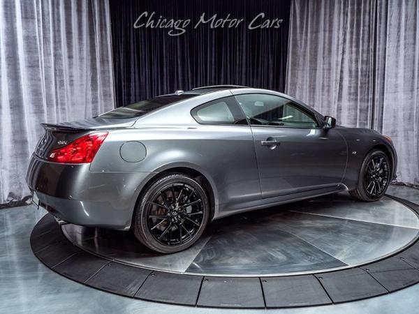 Used 2015 INFINITI Q60 Coupe for sale Sold at Chicago Motor Cars in West Chicago IL 60185 5