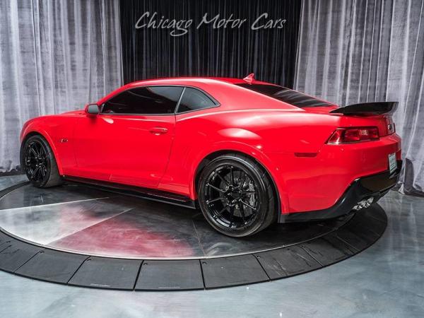 Used 2015 Chevrolet Camaro Z/28 for sale Sold at Chicago Motor Cars in West Chicago IL 60185 3
