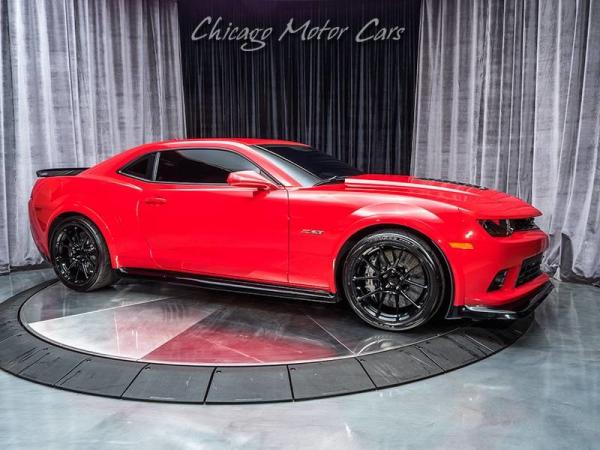 Used 2015 Chevrolet Camaro Z/28 for sale Sold at Chicago Motor Cars in West Chicago IL 60185 6