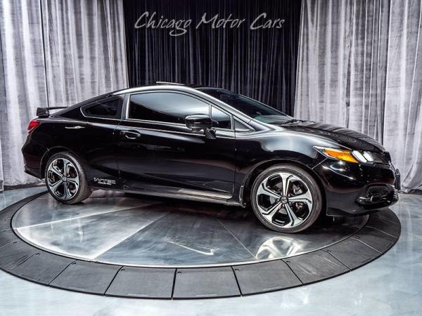 Used 2015 Honda Civic Coupe Si for sale Sold at Chicago Motor Cars in West Chicago IL 60185 6