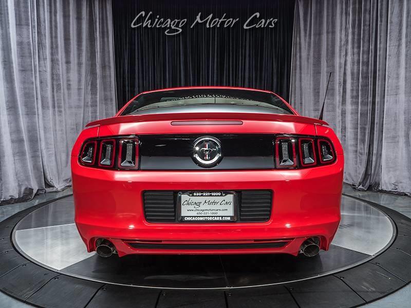 Used-2013-Ford-Mustang-V6-Premium