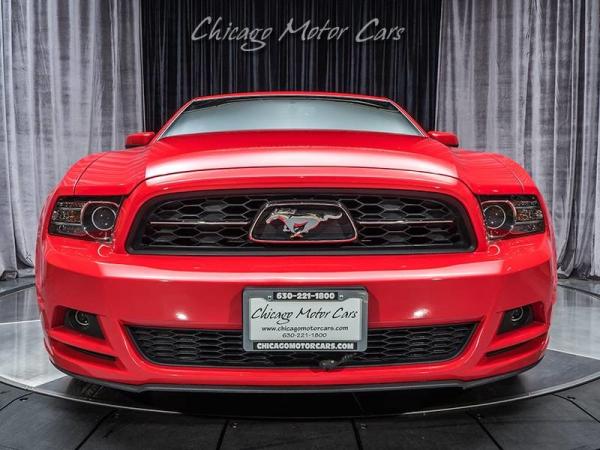 Used-2013-Ford-Mustang-V6-Premium