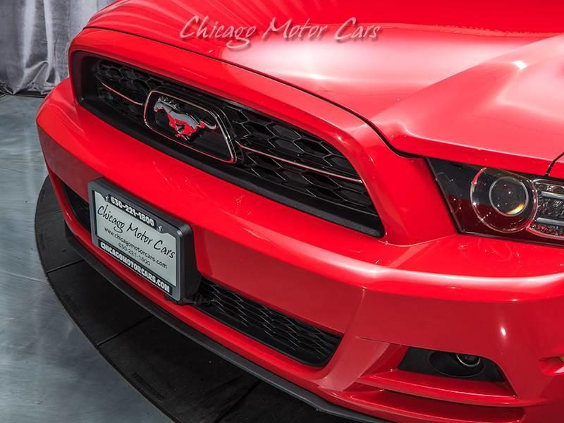 Used-2013-Ford-Mustang-V6-Premium