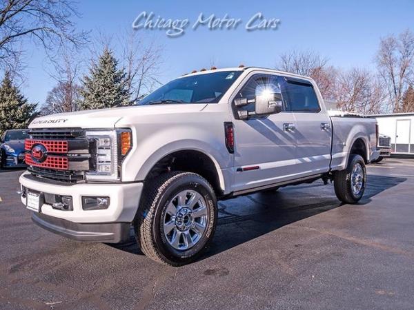 Used 2017 Ford Super Duty F-350 SRW Platinum for sale Sold at Chicago Motor Cars in West Chicago IL 60185 3