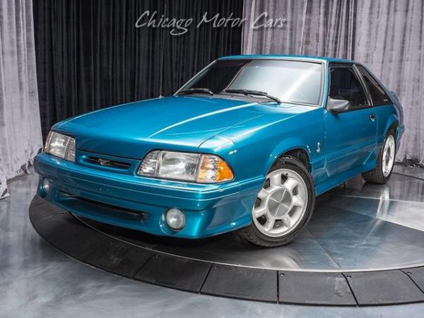Used 1993 Ford Mustang SVT Cobra Hatchback for sale Sold at Chicago Motor Cars in West Chicago IL 60185 2