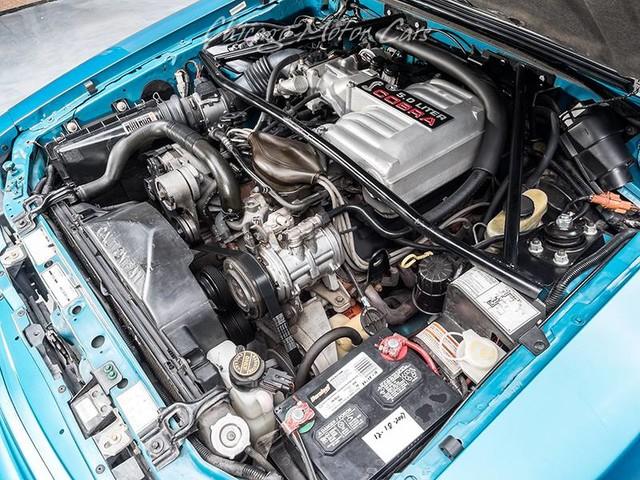 Used-1993-Ford-Mustang-SVT-Cobra-Hatchback