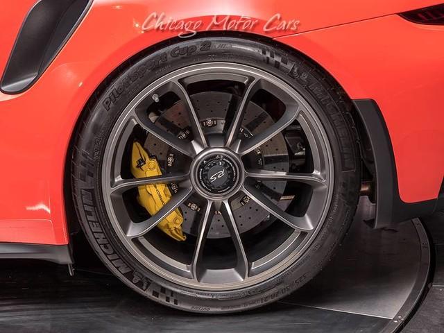 Used-2016-Porsche-911-GT3-RS-Ordered-with-Maximum-Weight-Reduction