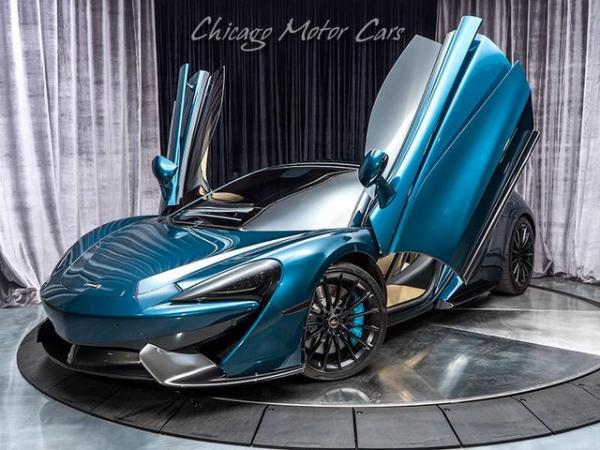 Used 2017 McLaren 570GT Coupe for sale Sold at Chicago Motor Cars in West Chicago IL 60185 3