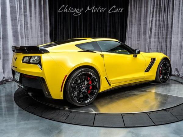 Used 2016 Chevrolet Corvette Z06 2LZ Z07 for sale Sold at Chicago Motor Cars in West Chicago IL 60185 5