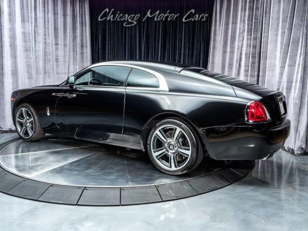 Used 2015 Rolls-Royce Wraith Only 1800 Miles **Starlight** for sale Sold at Chicago Motor Cars in West Chicago IL 60185 4