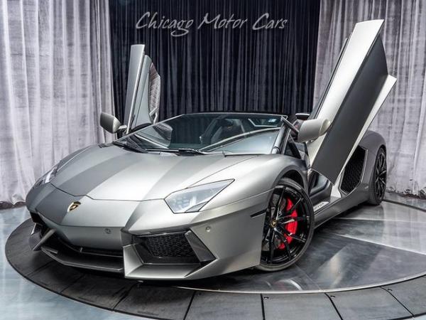 Used 2015 Lamborghini Aventador Roadster LP700-4 for sale Sold at Chicago Motor Cars in West Chicago IL 60185 3