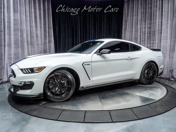 Used 2017 Ford Mustang Shelby GT350 for sale Sold at Chicago Motor Cars in West Chicago IL 60185 1