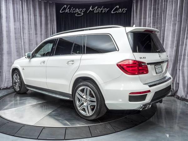 Used 2015 Mercedes-Benz GL63 AMG 4 Matic SUV for sale Sold at Chicago Motor Cars in West Chicago IL 60185 3