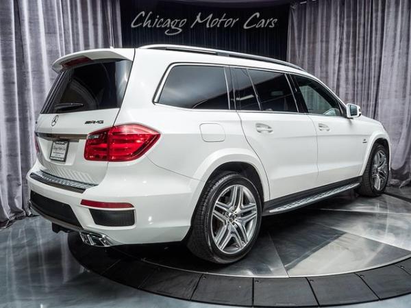 Used 2015 Mercedes-Benz GL63 AMG 4 Matic SUV for sale Sold at Chicago Motor Cars in West Chicago IL 60185 5