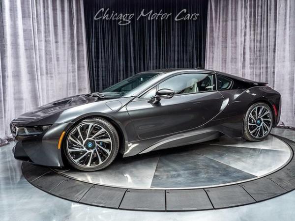 Used 2015 BMW i8 Coupe MSRP $148,295 for sale Sold at Chicago Motor Cars in West Chicago IL 60185 2