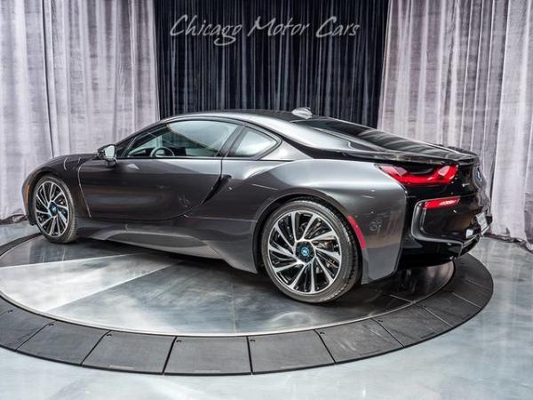 Used 2015 BMW i8 Coupe MSRP $148,295 for sale Sold at Chicago Motor Cars in West Chicago IL 60185 5