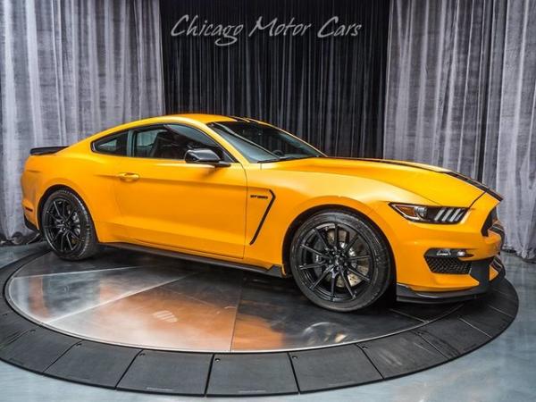 Used 2018 Ford Mustang Shelby GT350 *559 MILES* for sale Sold at Chicago Motor Cars in West Chicago IL 60185 6