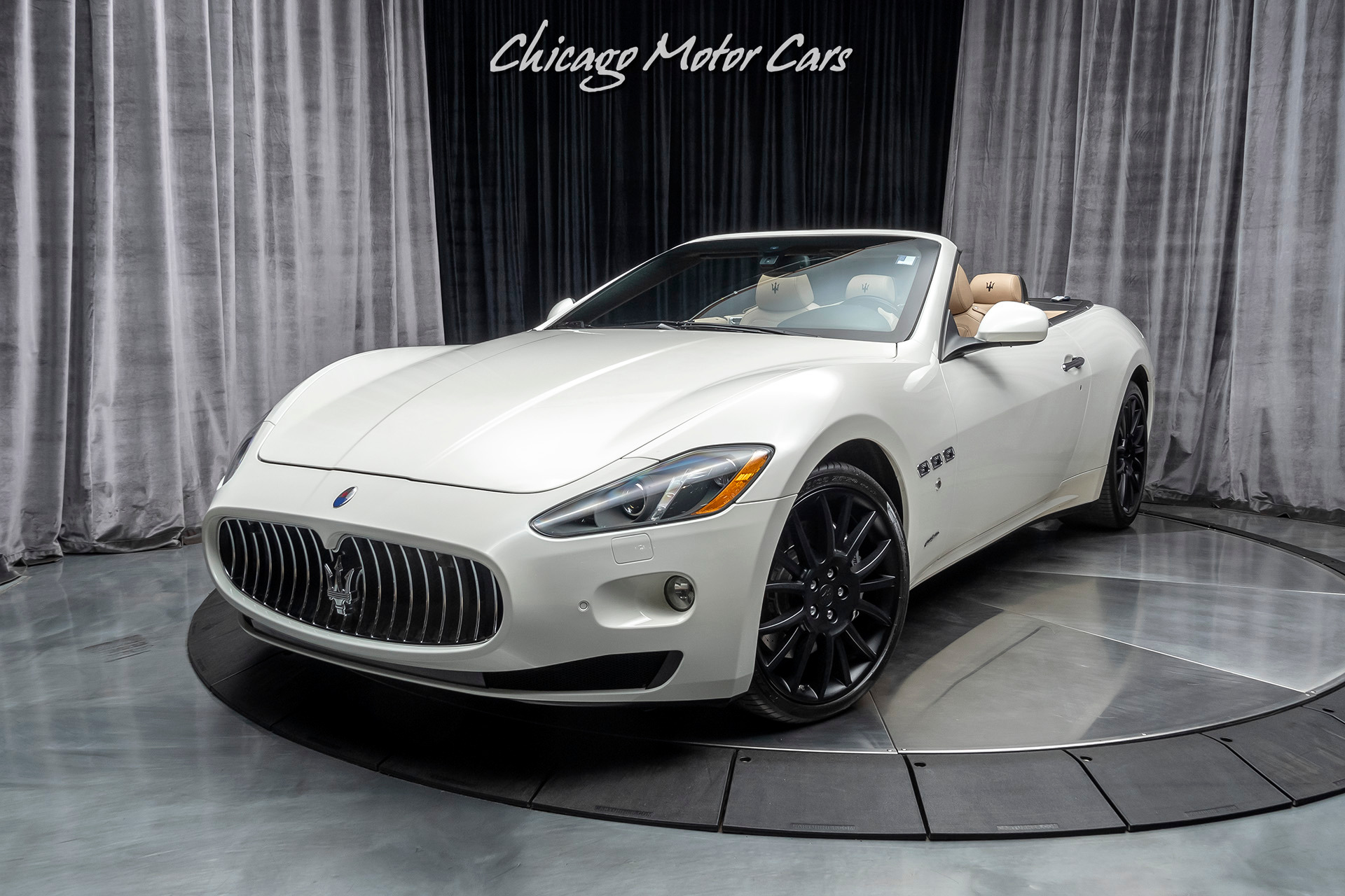 Used-2013-Maserati-GranTurismo-Convertible-16K-MILES-20-INCH-TRIDENT-WHEELS-GLOSS-BLACK-TRIM