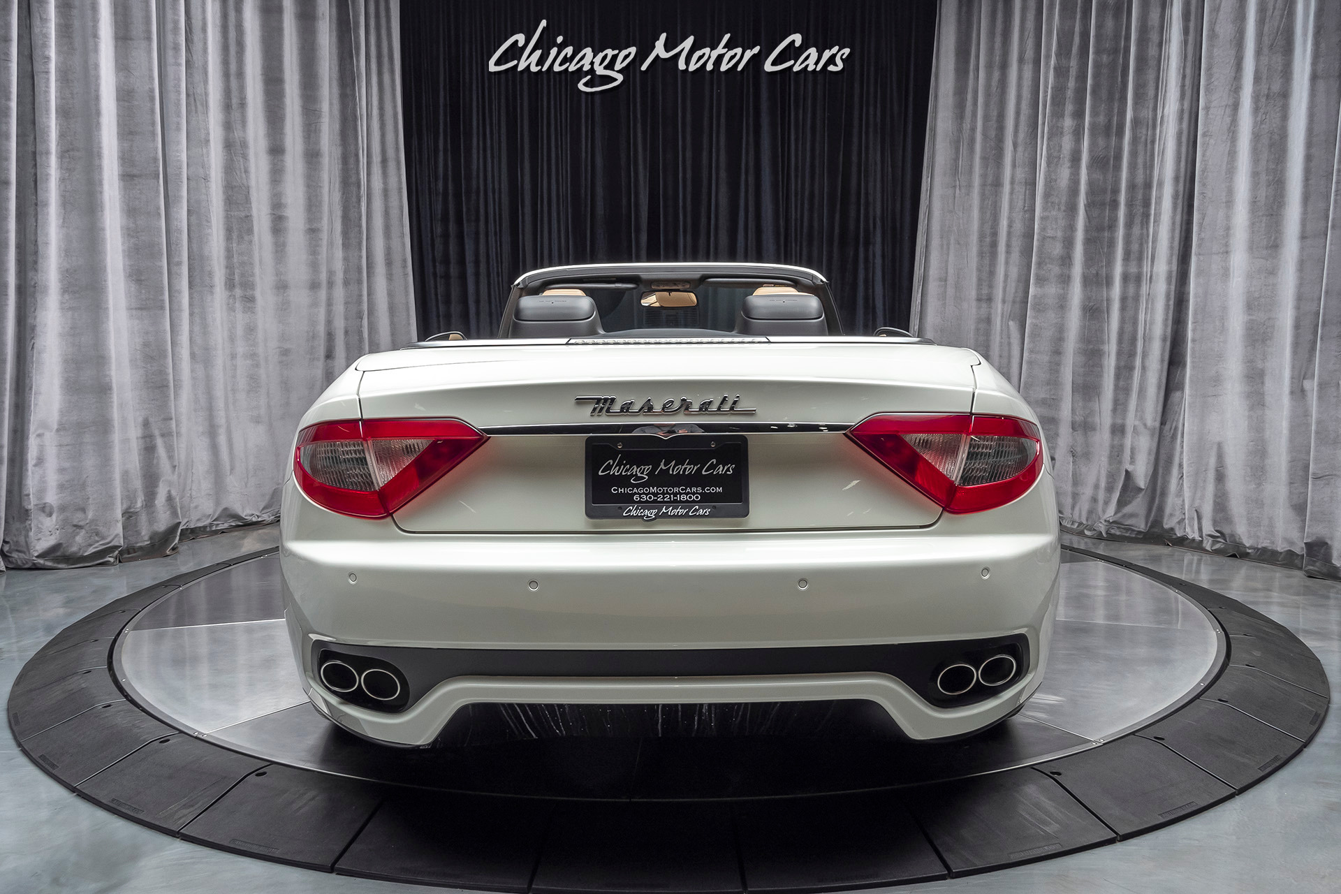 Used-2013-Maserati-GranTurismo-Convertible-16K-MILES-20-INCH-TRIDENT-WHEELS-GLOSS-BLACK-TRIM