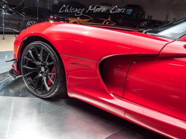 Used-2016-Dodge-Viper-ACR-ONLY-33-MILES