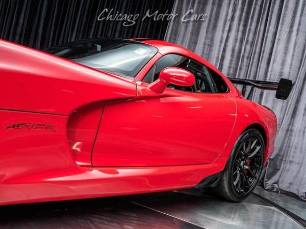 Used-2016-Dodge-Viper-ACR-ONLY-33-MILES