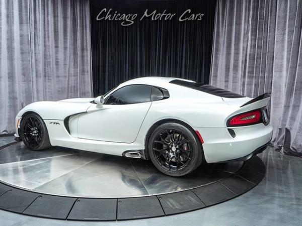 Used 2014 Dodge SRT Viper TA Time Attack RARE Only 33 in TA Spec for sale Sold at Chicago Motor Cars in West Chicago IL 60185 3
