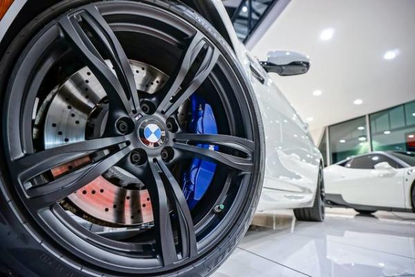 Used 2016 BMW M6 Convertible for sale Sold at Chicago Motor Cars in West Chicago IL 60185 6