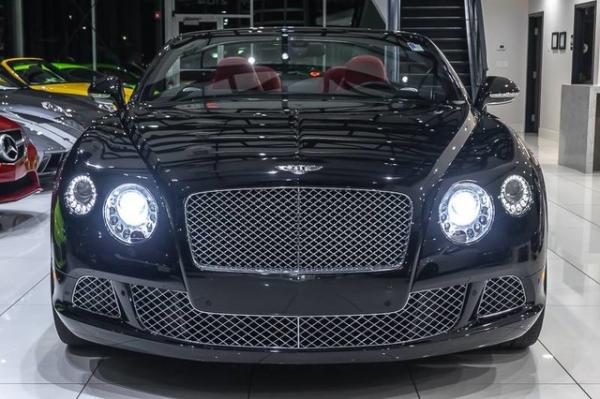 Used 2012 Bentley Continental GTC Convertible Mulliner Package for sale Sold at Chicago Motor Cars in West Chicago IL 60185 4