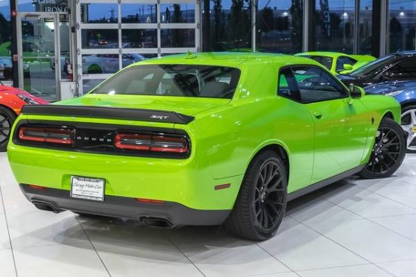 Used-2015-Dodge-Challenger-SRT-Hellcat-ONLY-1300-MILES