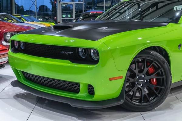 Used 2015 Dodge Challenger SRT Hellcat *ONLY 1,300 MILES!* for sale Sold at Chicago Motor Cars in West Chicago IL 60185 4