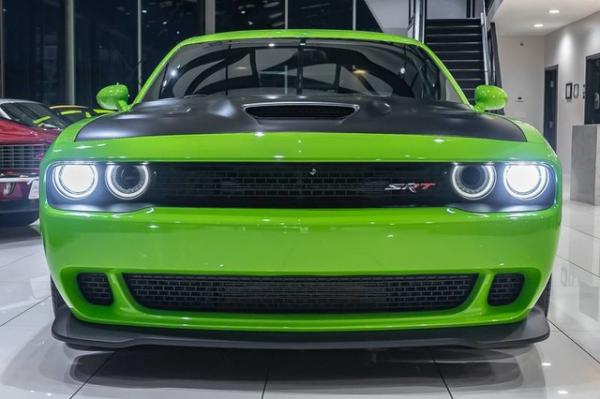 Used 2015 Dodge Challenger SRT Hellcat *ONLY 1,300 MILES!* for sale Sold at Chicago Motor Cars in West Chicago IL 60185 6