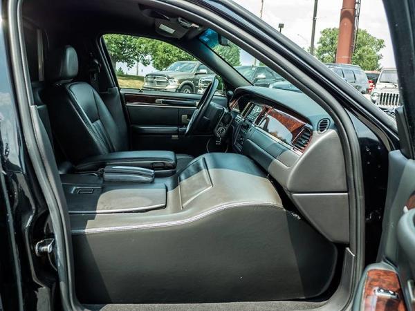 Used-2007-Lincoln-Town-Car-Executive-STRETCH-LIMOUSINE