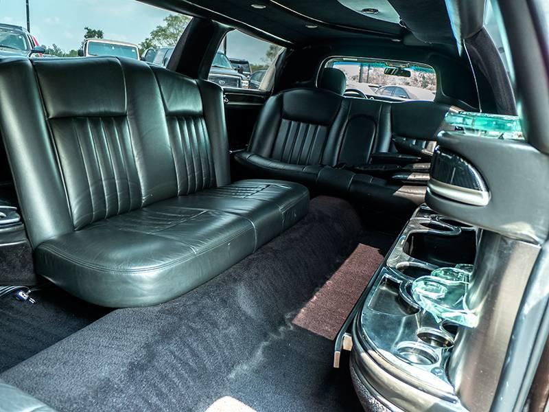 Used-2007-Lincoln-Town-Car-Executive-STRETCH-LIMOUSINE