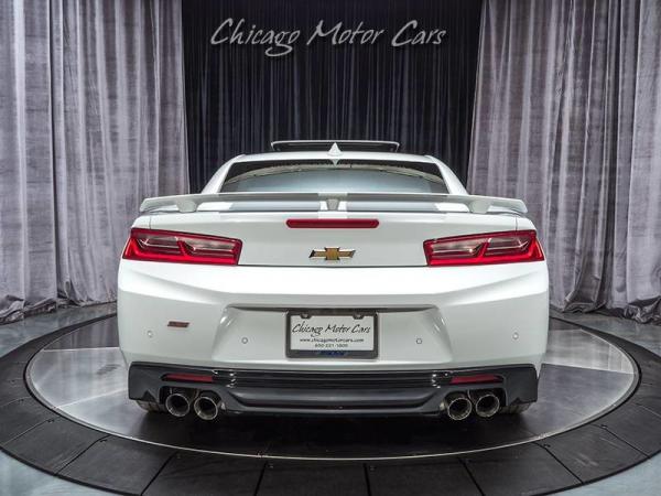 Used 2017 Chevrolet Camaro SS for sale Sold at Chicago Motor Cars in West Chicago IL 60185 4
