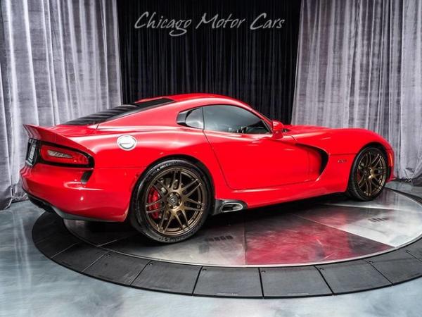 Used 2014 Dodge SRT Viper GTS for sale Sold at Chicago Motor Cars in West Chicago IL 60185 5