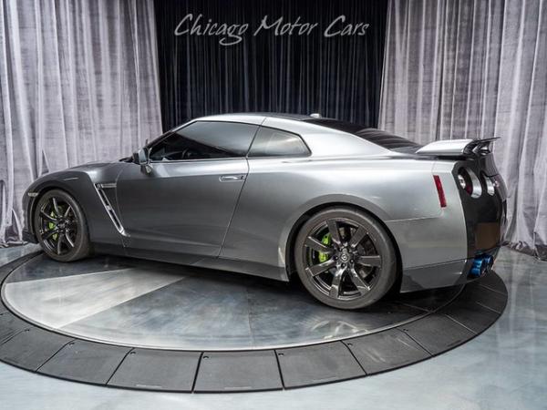 Used 2011 Nissan GT-R Premium BUILT 900+ WHP for sale Sold at Chicago Motor Cars in West Chicago IL 60185 3