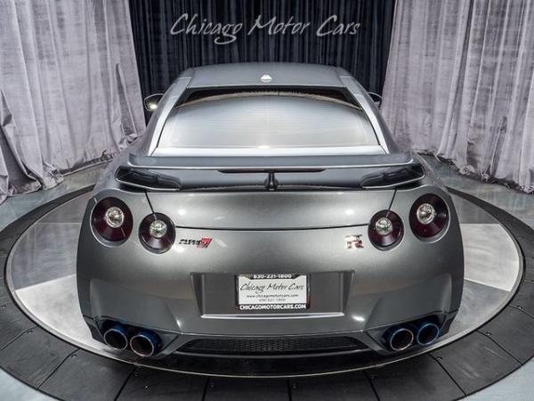 Used-2011-Nissan-GT-R-Premium-BUILT-900-WHP