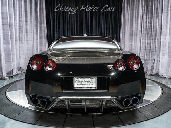 Used 2010 Nissan GT-R Premium *700 HP!* for sale Sold at Chicago Motor Cars in West Chicago IL 60185 4