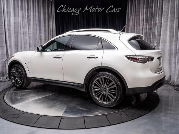 Used 2017 INFINITI QX70 Limited SUV for sale Sold at Chicago Motor Cars in West Chicago IL 60185 3