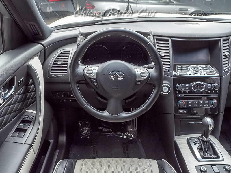 Used-2017-INFINITI-QX70-Limited-SUV