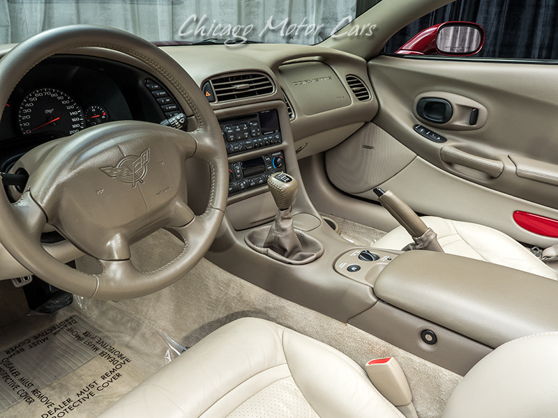 Used-2003-Chevrolet-Corvette-Convertible-50th-Anniversary