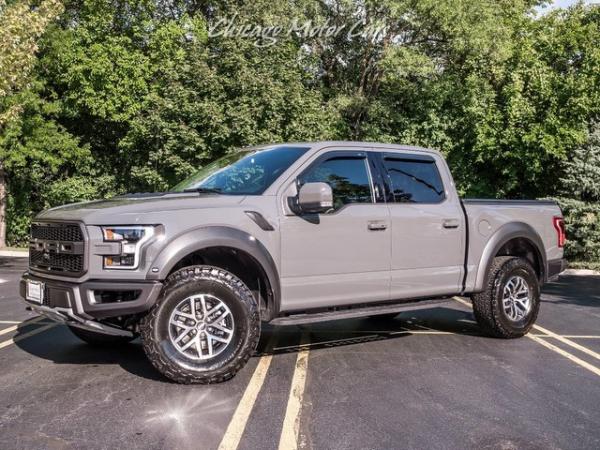 Used 2018 Ford F-150 SVT Raptor CrewCab Pickup for sale Sold at Chicago Motor Cars in West Chicago IL 60185 1