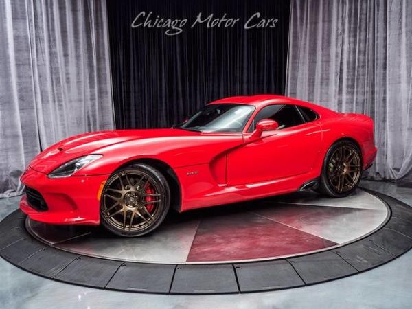 Used 2014 Dodge SRT Viper GTS for sale Sold at Chicago Motor Cars in West Chicago IL 60185 1